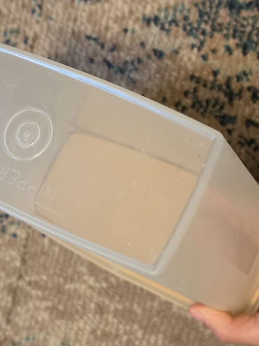 Tupperware Cream Rectangular Food Storage Container with Lid - Picture 4 of 4